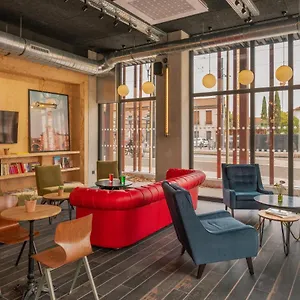 https://eklo-toulouse.midi-pyreneeshotels.com